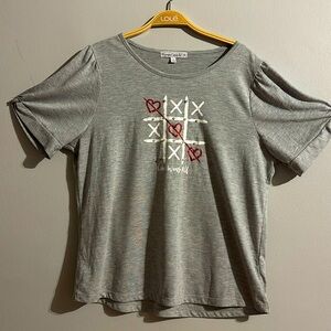 Size xl , color is gray